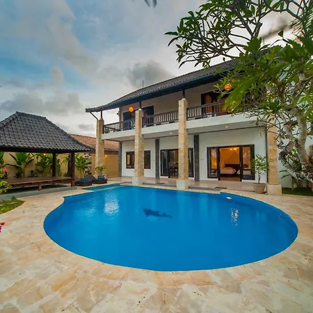 Casa Priya Seminyak Villa